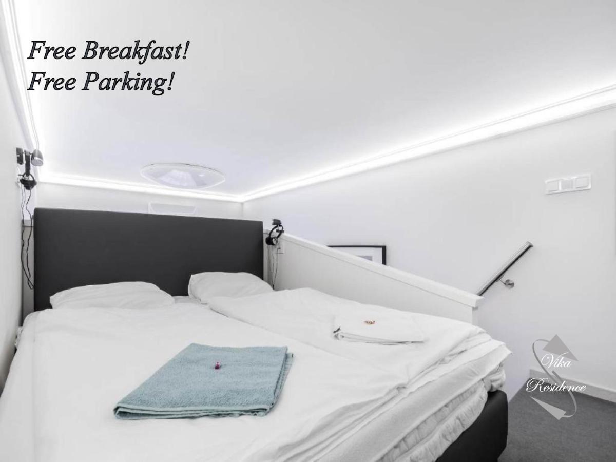 Vika Deluxe Central Apartment *